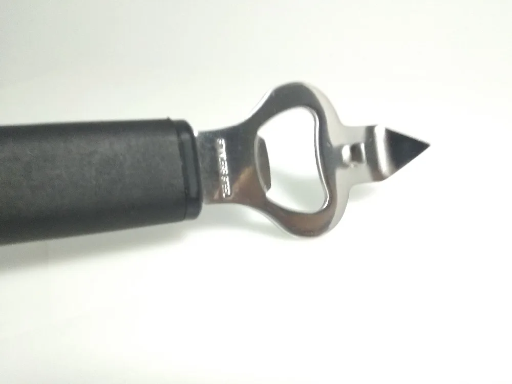 Portable elegant beer can opener pure stainless steel material never rust thick and durable 17.5 cm length
Portable elegant beer can opener pure stainless steel material never rust thick and durable 17.5 cm length