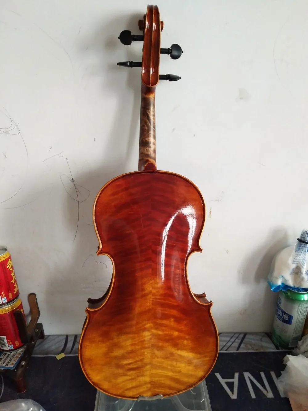 New Master Viola 16" Guarneri model flamed maple back spruce top nice tone NO1
New Master Viola 16" Guarneri model flamed maple back spruce top nice tone NO1