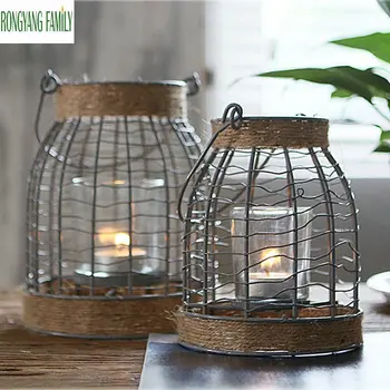 NEW European Retro Iron Candle Holder Moroccan Home Decoration Candlestick Romantic Wedding bar Hanging Lantern Candelabra Craft
NEW European Retro Iron Candle Holder Moroccan Home Decoration Candlestick Romantic Wedding bar Hanging Lantern Candelabra Craft