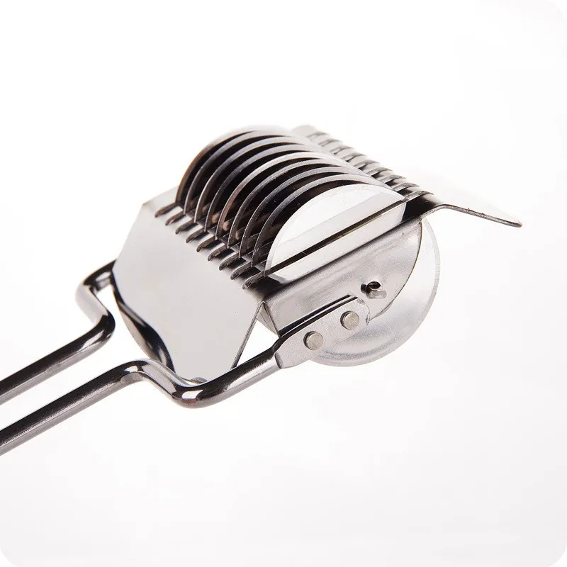 1Pcs-sharp-Kitchen-Accessories-Gadgets-Stainless-Steel-Onion-Chopper-Slicer-Garlic-Coriander-Cutter-Cooking-Tool (4)