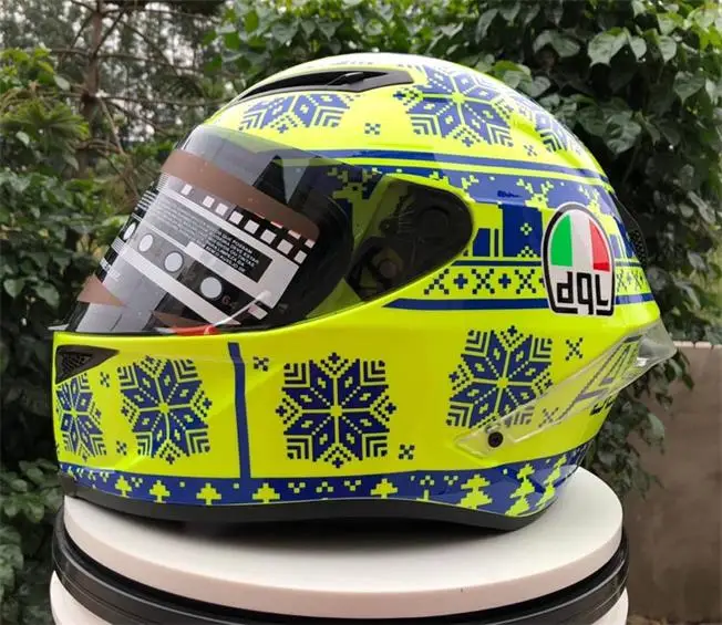 Motorcycle helmet with tail wing fashion motorcycle helmet men and women in winter warm anti-dazzle racing helmet
Motorcycle helmet with tail wing fashion motorcycle helmet men and women in winter warm anti-dazzle racing helmet