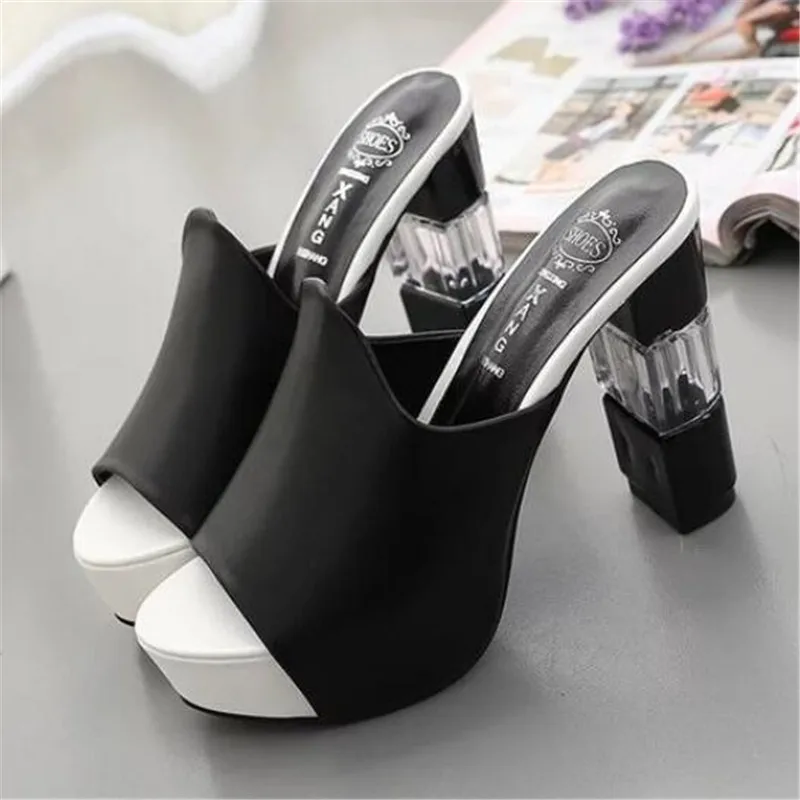 New summer women's shoes handmade thick with sandals female large size casual fashion high heels women's sandals 34--42
New summer women's shoes handmade thick with sandals female large size casual fashion high heels women's sandals 34--42