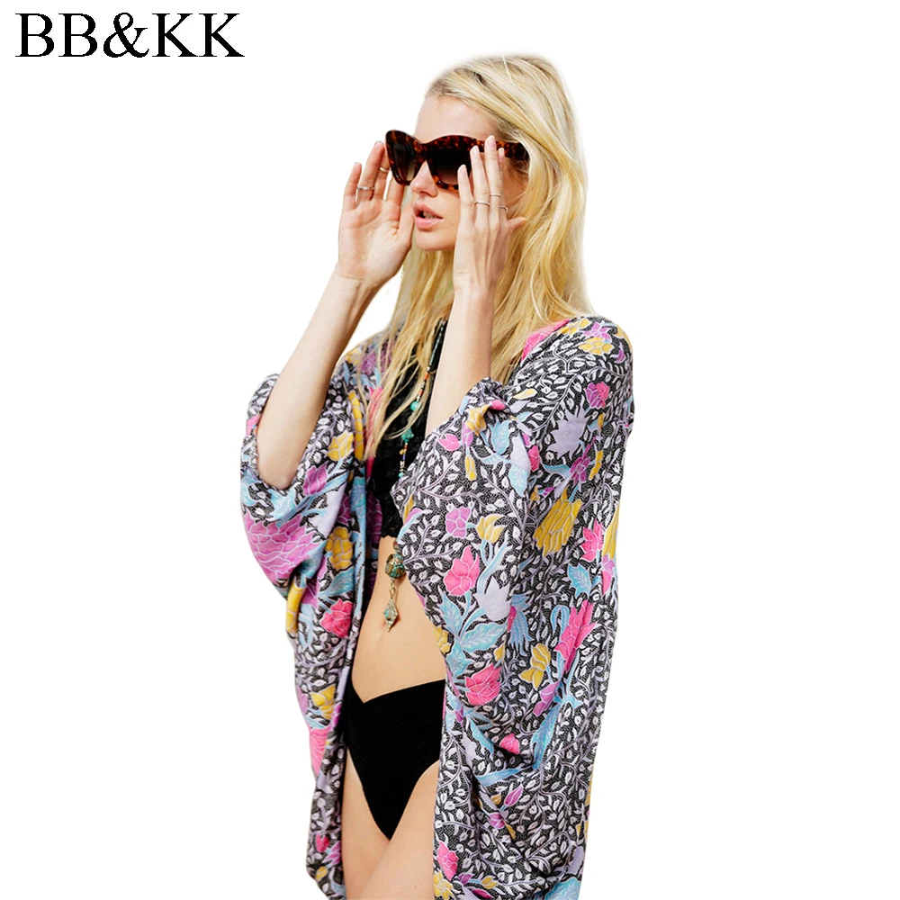Summer Style Women Three Quarter Sleeve Geometric Printed Chiffon Blouse Retro Boho Floral Cardigan Hippie Kimono Coat
Summer Style Women Three Quarter Sleeve Geometric Printed Chiffon Blouse Retro Boho Floral Cardigan Hippie Kimono Coat