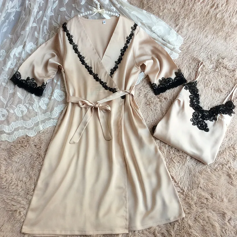 Sexy Satin Sleepwear Silk Sexy Nightgown Women Nightdress Sexy Lingerie Plus Size S M L XL XXL Female Nightie
Sexy Satin Sleepwear Silk Sexy Nightgown Women Nightdress Sexy Lingerie Plus Size S M L XL XXL Female Nightie