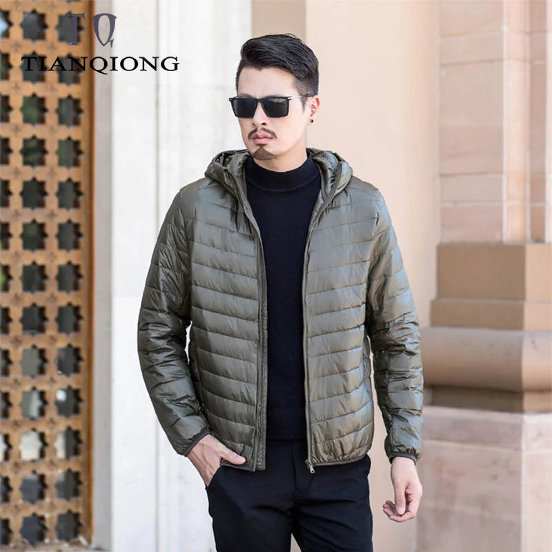 TIAN QIONG Brand Men Down Jacket Casual Fashion Winter Jacket for Men Hooded Windbreaker White Duck Coat Male Outwear
TIAN QIONG Brand Men Down Jacket Casual Fashion Winter Jacket for Men Hooded Windbreaker White Duck Coat Male Outwear