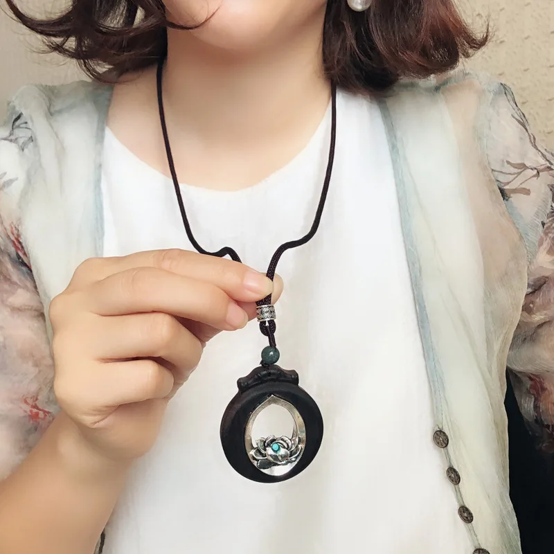 Naomy&ZP Long Necklace Boho Vintage Fashion Jewelry Necklace Flower Big Punk Wood Pendant Necklace Rope Chain Holiday Women Gift
Naomy&ZP Long Necklace Boho Vintage Fashion Jewelry Necklace Flower Big Punk Wood Pendant Necklace Rope Chain Holiday Women Gift