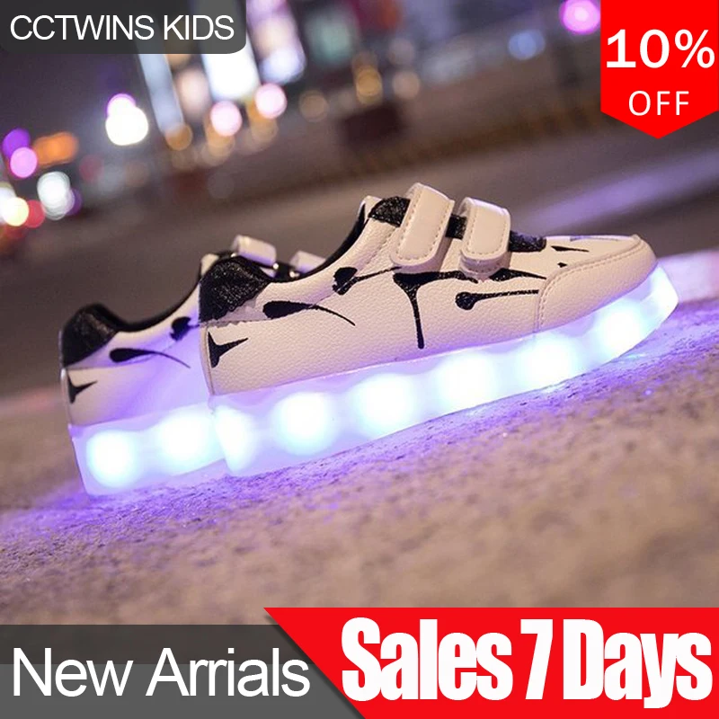 CCTWINS Kids Shoes 2019 Girls Sport Led Sneaker Boys Fashion Luminous Toddler Glowing Light USB Shoe for Children Trainer LED101
CCTWINS Kids Shoes 2019 Girls Sport Led Sneaker Boys Fashion Luminous Toddler Glowing Light USB Shoe for Children Trainer LED101