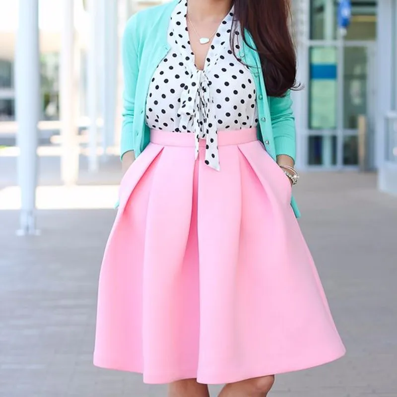 Fashion Street Style Women Skirt High Waist Zipper Pleated Satin Skirts Top Quality Autumn Winter Trendy Adult Skirt Custom Made
Fashion Street Style Women Skirt High Waist Zipper Pleated Satin Skirts Top Quality Autumn Winter Trendy Adult Skirt Custom Made