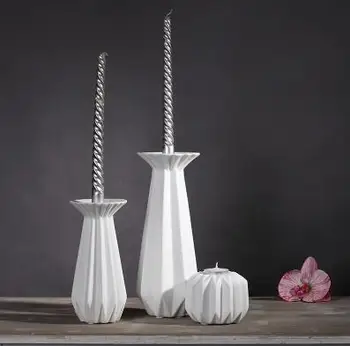 Candle Holder ceramic Candlestick home decor ceramic handicraft craft room decoration Wedding decoration porcelain figurine
Candle Holder ceramic Candlestick home decor ceramic handicraft craft room decoration Wedding decoration porcelain figurine