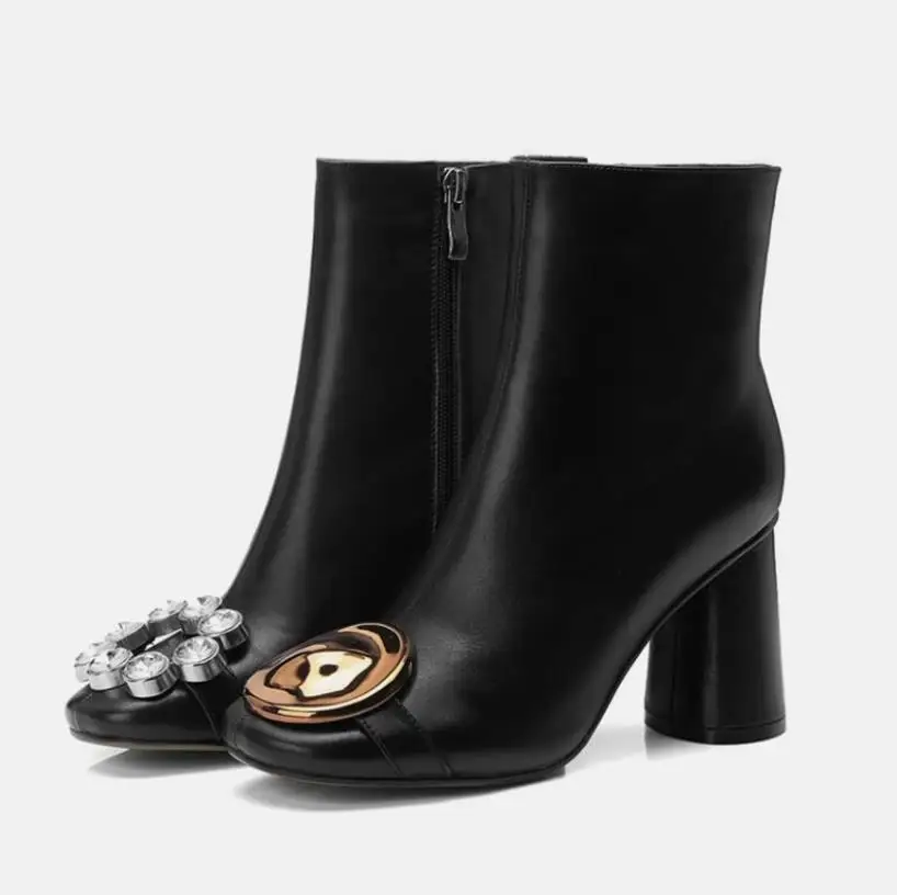 Winter New Round Head 6.5 CM8CM High Height Fashion Short Velvet Cotton Martin Boots 
Winter New Round Head 6.5 CM8CM High Height Fashion Short Velvet Cotton Martin Boots