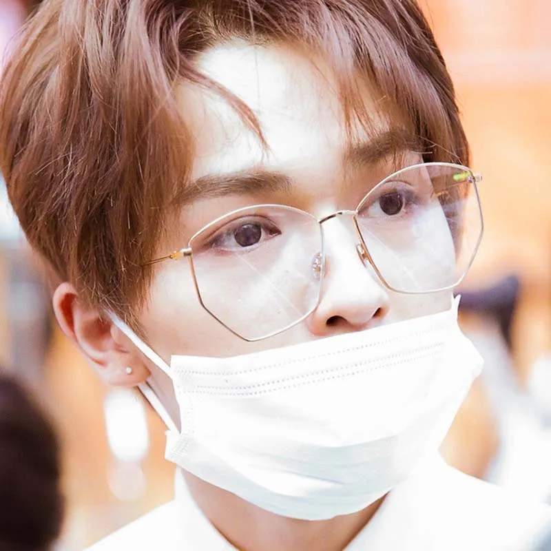 Retro metal nerd glasses frame for women men vintage clear fake transparent brand designer eyeglasses hexagon eye glasses frame
Retro metal nerd glasses frame for women men vintage clear fake transparent brand designer eyeglasses hexagon eye glasses frame