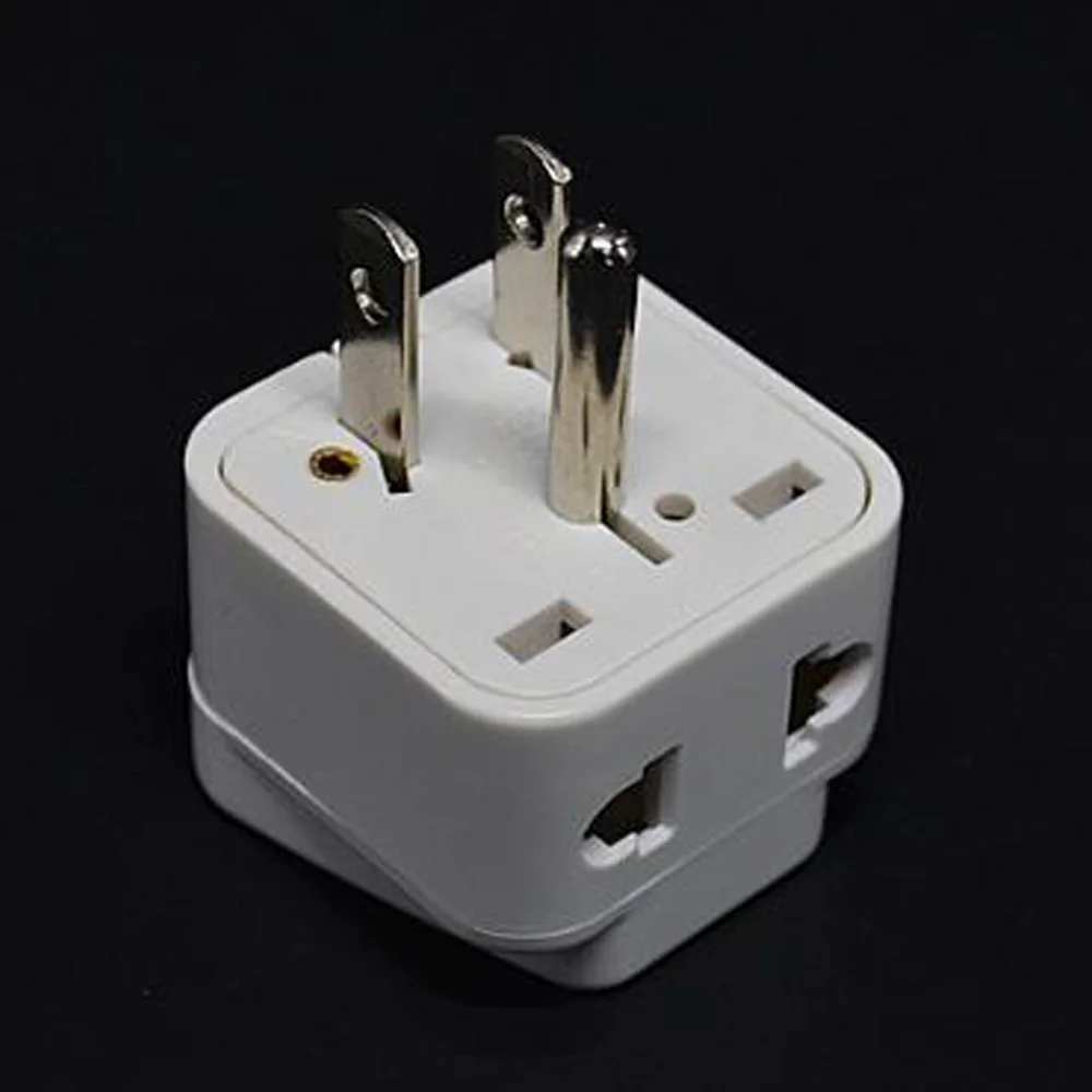 Универсальная розетка для всех типов вилок - фото