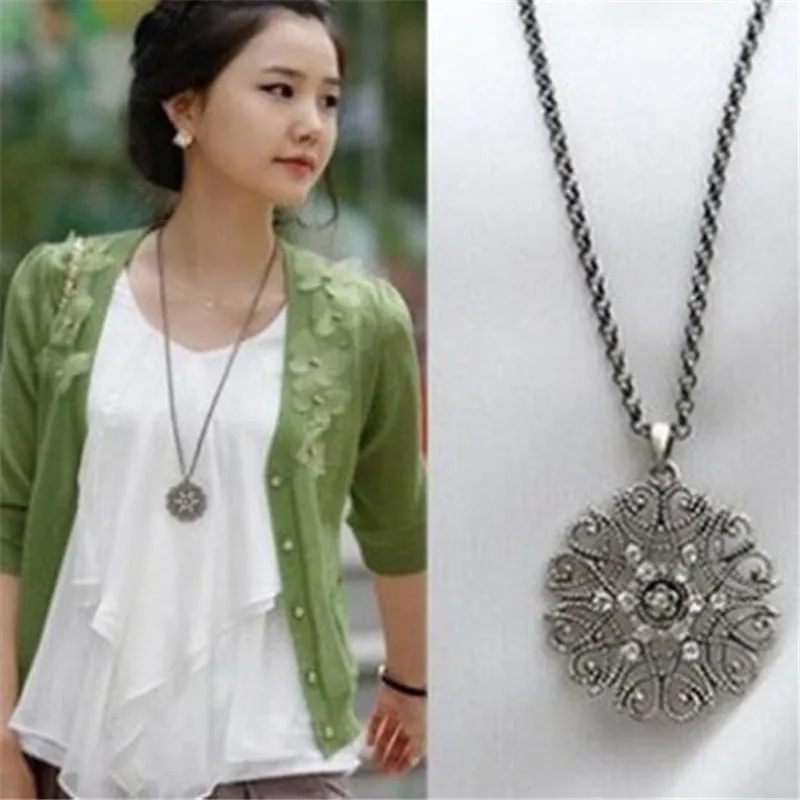 Terreau Kathy Bohemian Necklace Fashion Jewelry Openwork Pattern Pendant Necklace New Vintage Style Fashion Lady Flowers Crystal
Terreau Kathy Bohemian Necklace Fashion Jewelry Openwork Pattern Pendant Necklace New Vintage Style Fashion Lady Flowers Crystal