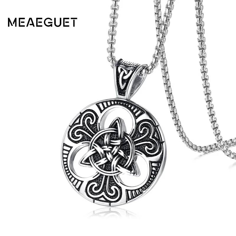 Meaeguet Vintage Gothic Cross Necklace Triskele Scottish Irish Triangle Knot Antique Punk Pendant Necklace
Meaeguet Vintage Gothic Cross Necklace Triskele Scottish Irish Triangle Knot Antique Punk Pendant Necklace