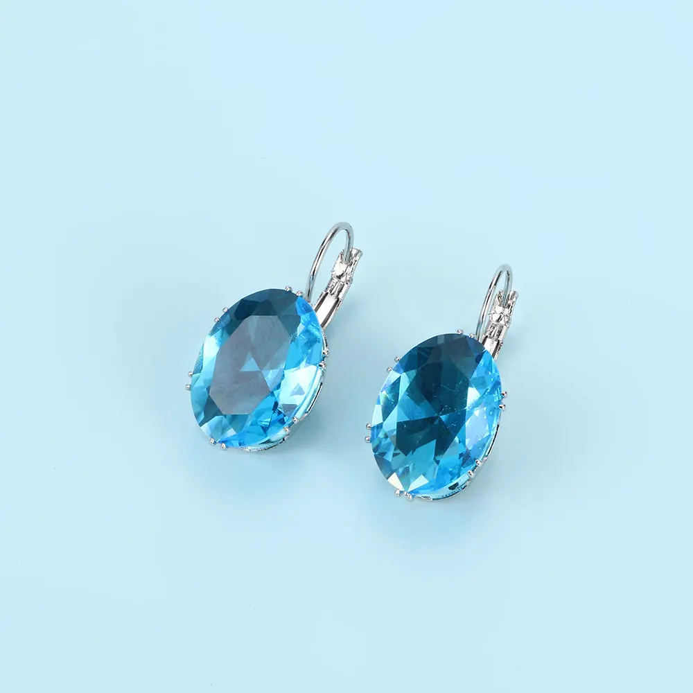 Vintage Elegant Big Oval Hoop Earrings Women Cubic Zirconia Geometric Earrings Wedding Party Jewelry Gift For Women
Vintage Elegant Big Oval Hoop Earrings Women Cubic Zirconia Geometric Earrings Wedding Party Jewelry Gift For Women
