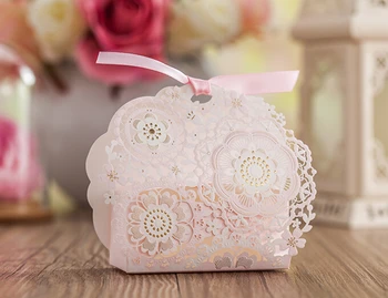 Free Shipping 50pcs/lot Wedding Favor Candy Box European Style Lace Cut With Ribbon
Free Shipping 50pcs/lot Wedding Favor Candy Box European Style Lace Cut With Ribbon