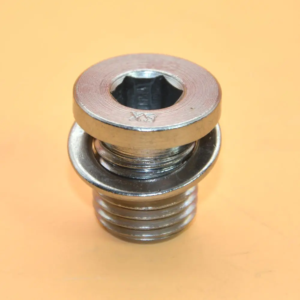 1 Pcs OEM For A3 A4 A6 TT Beetle Golf Eos Inner 6 corners Oil Drain Plug Bolt with Gasket N90813202 N90813202 N90 813 202
1 Pcs OEM For A3 A4 A6 TT Beetle Golf Eos Inner 6 corners Oil Drain Plug Bolt with Gasket N90813202 N90813202 N90 813 202