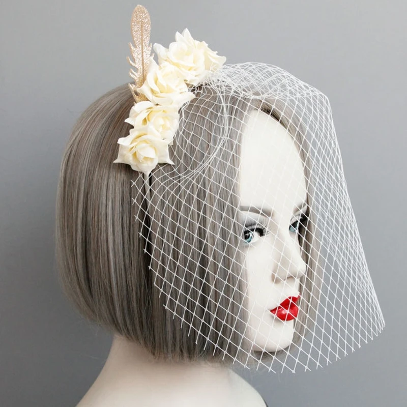 12cm Women White Lace Veil Cover Face Headdress Flower Feather Headband Wedding Party Hair Hoop
12cm Women White Lace Veil Cover Face Headdress Flower Feather Headband Wedding Party Hair Hoop