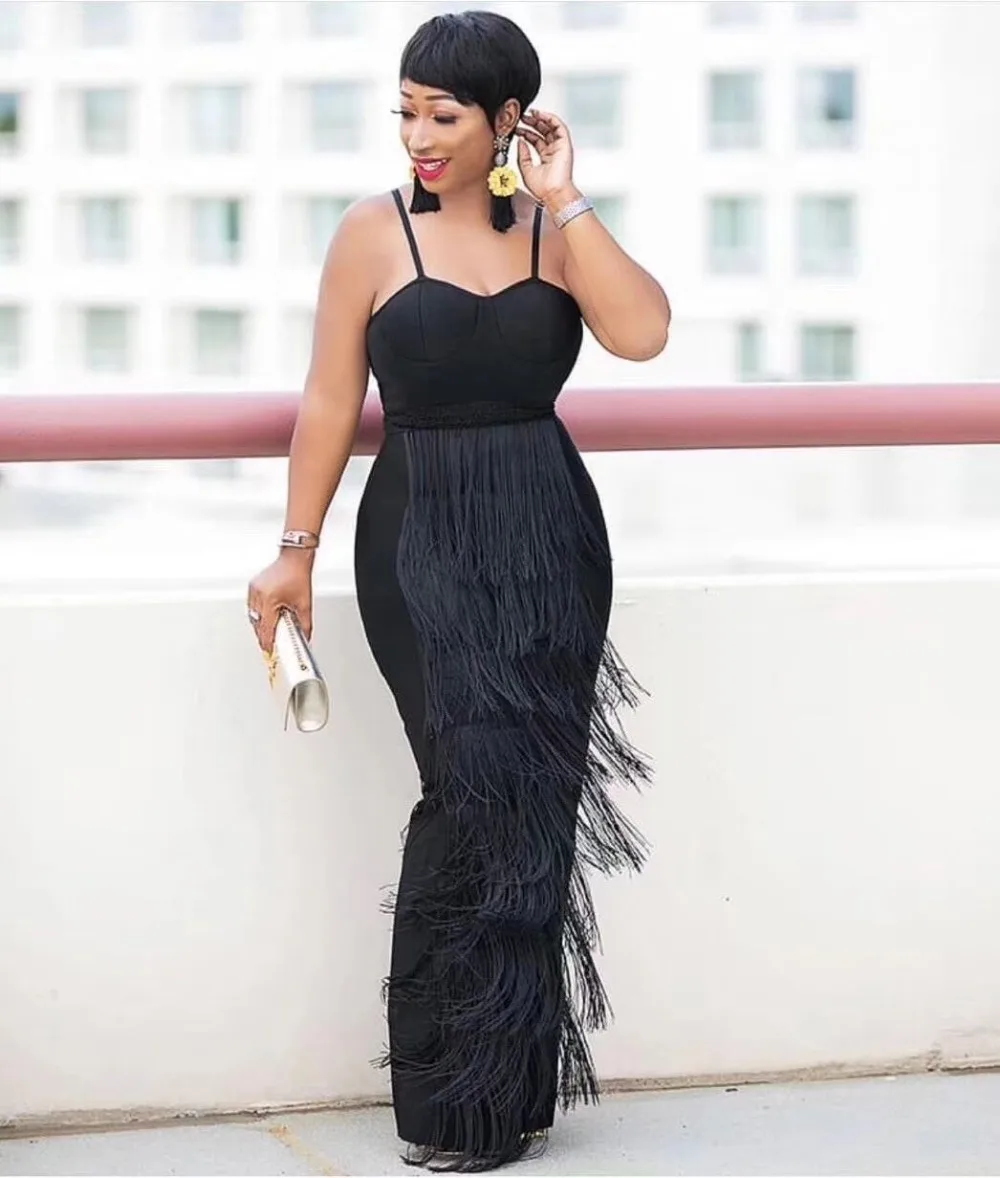 2019 Black White Strap Fringe MAXI Beads bandage dress Sexy evening Party Bodycon wholesale womens clothing autumn spring Wi
2019 Black White Strap Fringe MAXI Beads bandage dress Sexy evening Party Bodycon wholesale womens clothing autumn spring Wi
