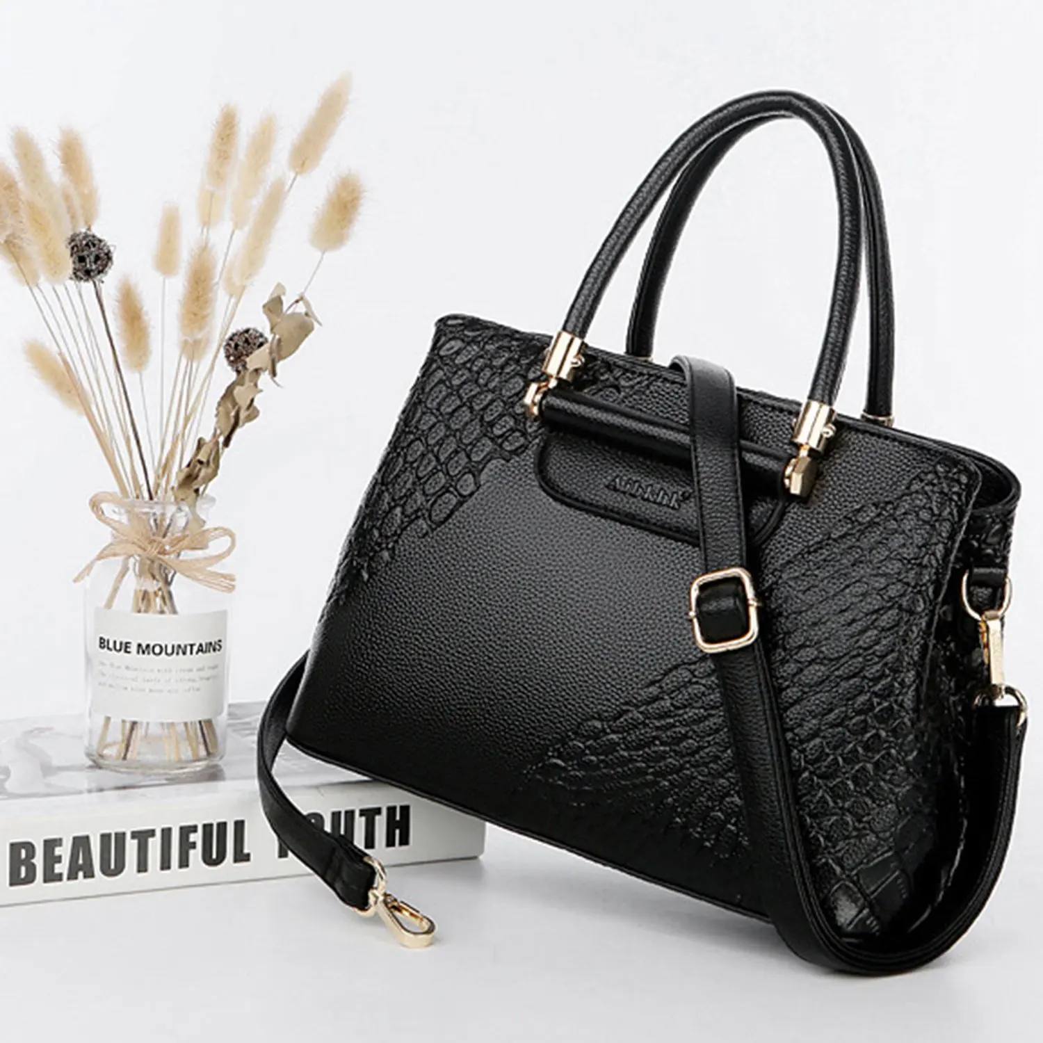 LJL-Aibkhk Leather Handbag Women Shoulder Bag Female Snake Pattern Handbags Classic Ladies Messenger Tote Bags For Women Sac
LJL-Aibkhk Leather Handbag Women Shoulder Bag Female Snake Pattern Handbags Classic Ladies Messenger Tote Bags For Women Sac