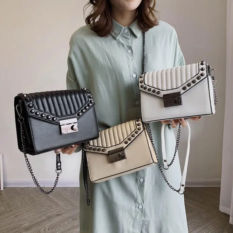 Luxury Brand Handbag 2019 Retro Fashion New High Quality PU Leather Women's Designer Handbag Rivet Chain Shoulder Messenger bags
Luxury Brand Handbag 2019 Retro Fashion New High Quality PU Leather Women's Designer Handbag Rivet Chain Shoulder Messenger bags