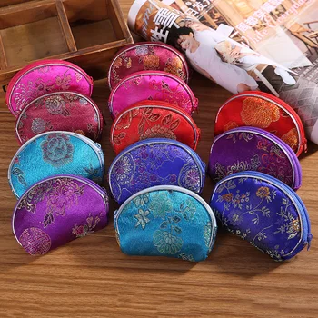 Classic Retro Silk Women Wallet Mini Originality Luxury Ladies Purse Exquisite Wedding Handbag for Decor W7218
Classic Retro Silk Women Wallet Mini Originality Luxury Ladies Purse Exquisite Wedding Handbag for Decor W7218