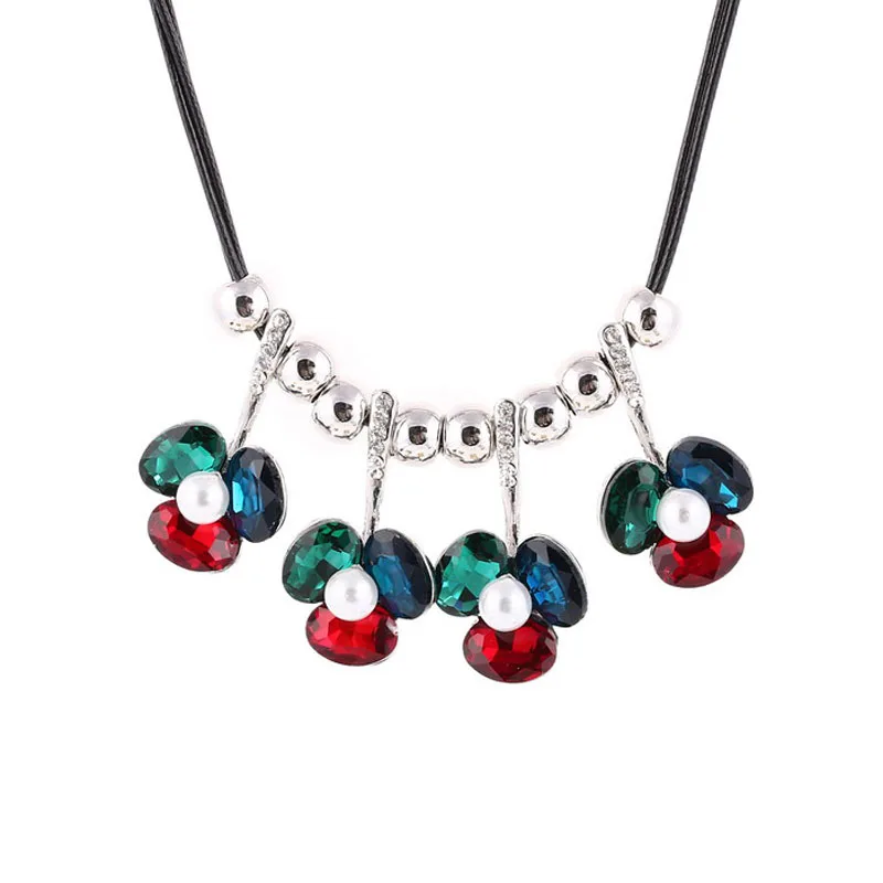Bohemian Roses Flower Short Rope Chain Pendant Necklace Sweater Chain With Austria Crystal Elements For Women Fashion Jewelry
Bohemian Roses Flower Short Rope Chain Pendant Necklace Sweater Chain With Austria Crystal Elements For Women Fashion Jewelry