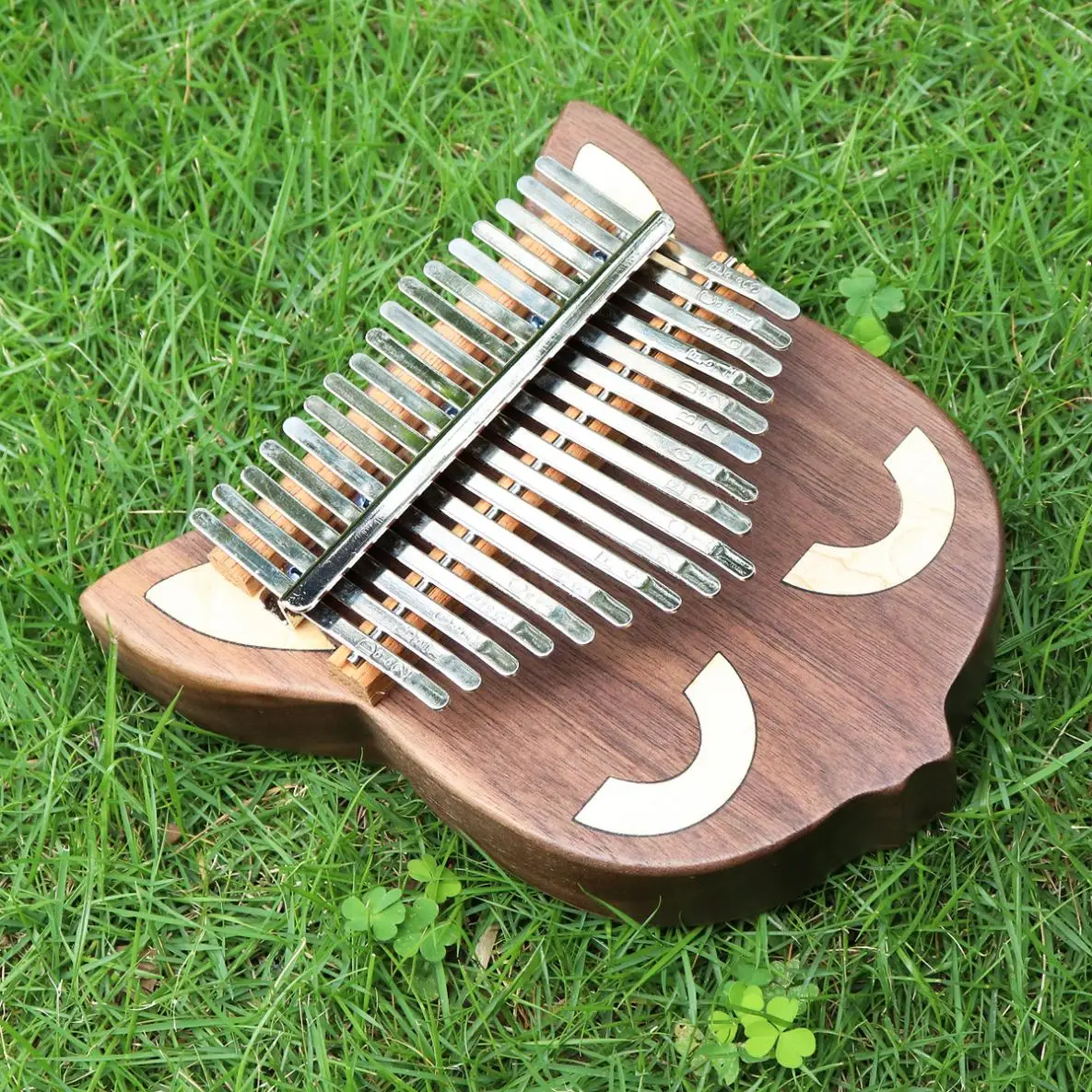 17 Keys Portable Thumb Piano Kalimba High Quality Whole Single Board Cat/Bear Face Black Walnut Mbira with Tuning Hammer
17 Keys Portable Thumb Piano Kalimba High Quality Whole Single Board Cat/Bear Face Black Walnut Mbira with Tuning Hammer