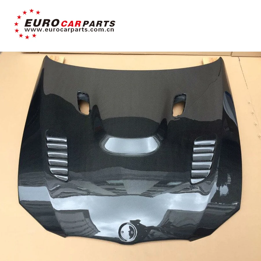 E92 M3 carbon finber hood scoop for E92 M3 V style carbon finber bonnet E92 M3 CARBON ENGINE COVER
E92 M3 carbon finber hood scoop for E92 M3 V style carbon finber bonnet E92 M3 CARBON ENGINE COVER