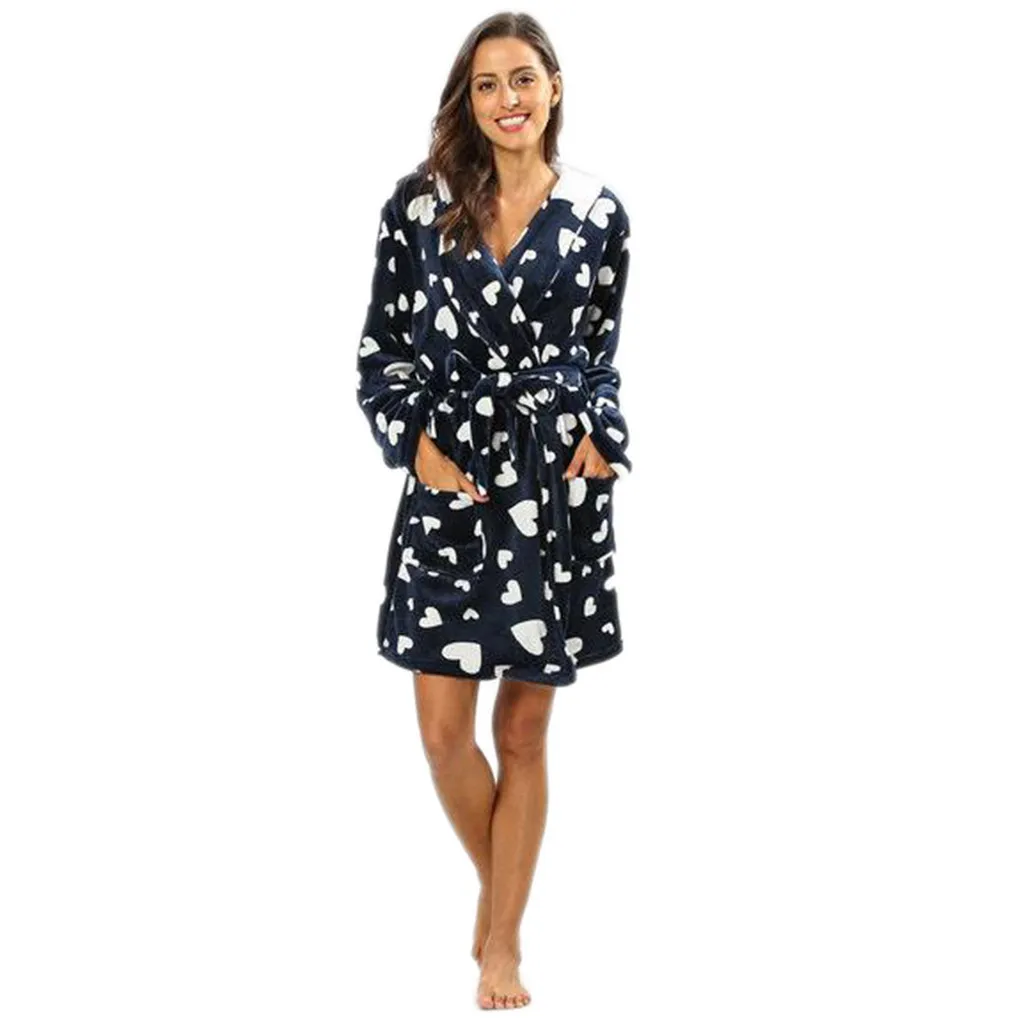 Autumn winter new Women Casual Printing Flannel Loose Long Sleeve Hooded Night Gown Thick Warm Flannel Night Gown
Autumn winter new Women Casual Printing Flannel Loose Long Sleeve Hooded Night Gown Thick Warm Flannel Night Gown