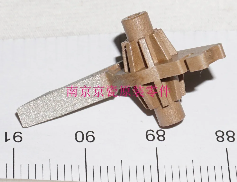 New Original Kyocera 302GR25450 CLAW HEAT ROLLER for:KM-2530 3530 4030 3035 4035 5035 3050 4050 5050 TA420i 520i FS-9520 9530
New Original Kyocera 302GR25450 CLAW HEAT ROLLER for:KM-2530 3530 4030 3035 4035 5035 3050 4050 5050 TA420i 520i FS-9520 9530
