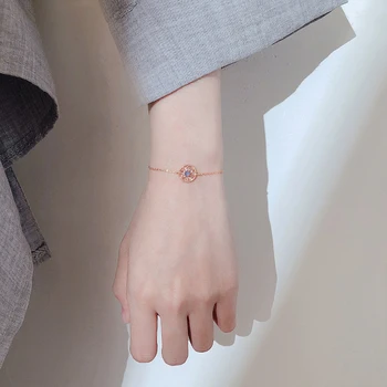 XIYANIKE 925 Sterling Silver Hollow Sun Flower Circle Cubic Zirconia Beautiful Bracelet Fashion Gift Hand Jewelry Party Wedding
XIYANIKE 925 Sterling Silver Hollow Sun Flower Circle Cubic Zirconia Beautiful Bracelet Fashion Gift Hand Jewelry Party Wedding