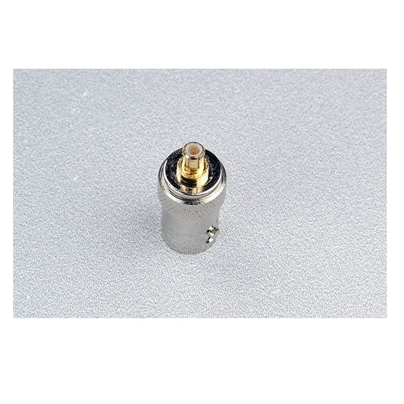 BNC-MCX Oscilloscope Connector adapter BNC female to MCX male connector for DS0201 /DSO201/ DSO quad /DS203 oscilloscope (OSC)
BNC-MCX Oscilloscope Connector adapter BNC female to MCX male connector for DS0201 /DSO201/ DSO quad /DS203 oscilloscope (OSC)