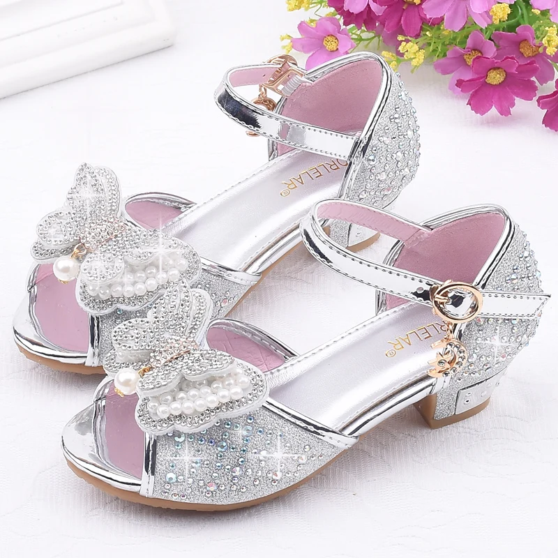 Children Girls High Heels Sandals Summer Kids Little Princess Shoes With Bow Girls Soft Bottom Comfortable Party Shoes Fashion
Children Girls High Heels Sandals Summer Kids Little Princess Shoes With Bow Girls Soft Bottom Comfortable Party Shoes Fashion