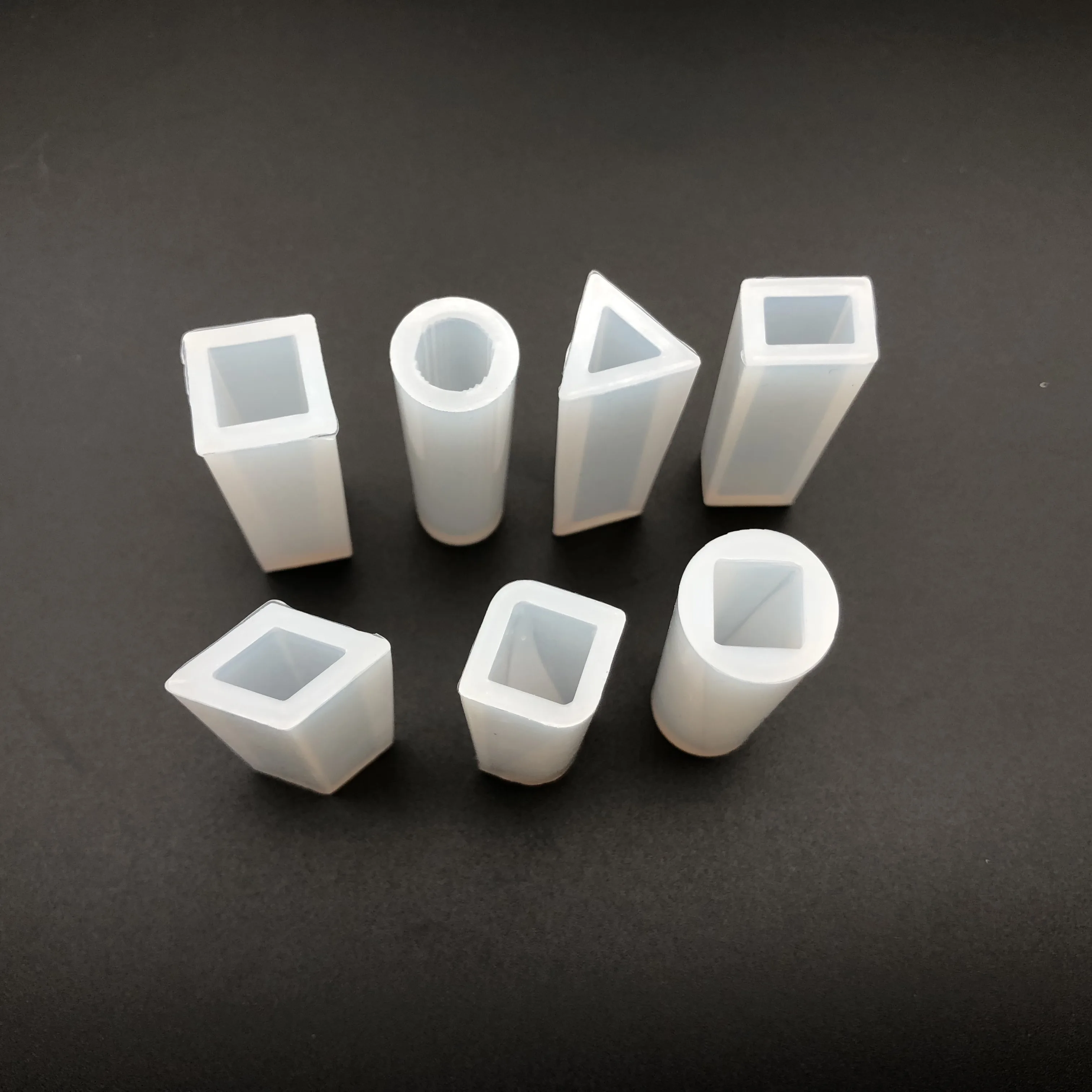 1pcs Transparent Liquid Silicone Mold Resin For DIY Jewelry Pendant Necklace Pendant Mold Resin Making
1pcs Transparent Liquid Silicone Mold Resin For DIY Jewelry Pendant Necklace Pendant Mold Resin Making