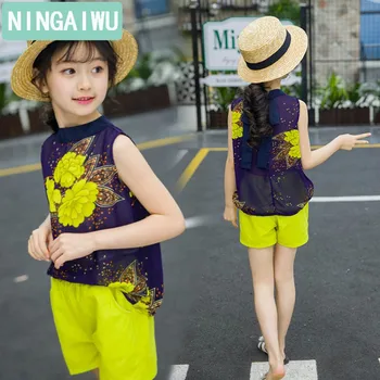 Girls summer suit wear children's summer chiffon sleeveless vest + shorts two-piece girl fashionable clothes baby girls sets
Girls summer suit wear children's summer chiffon sleeveless vest + shorts two-piece girl fashionable clothes baby girls sets