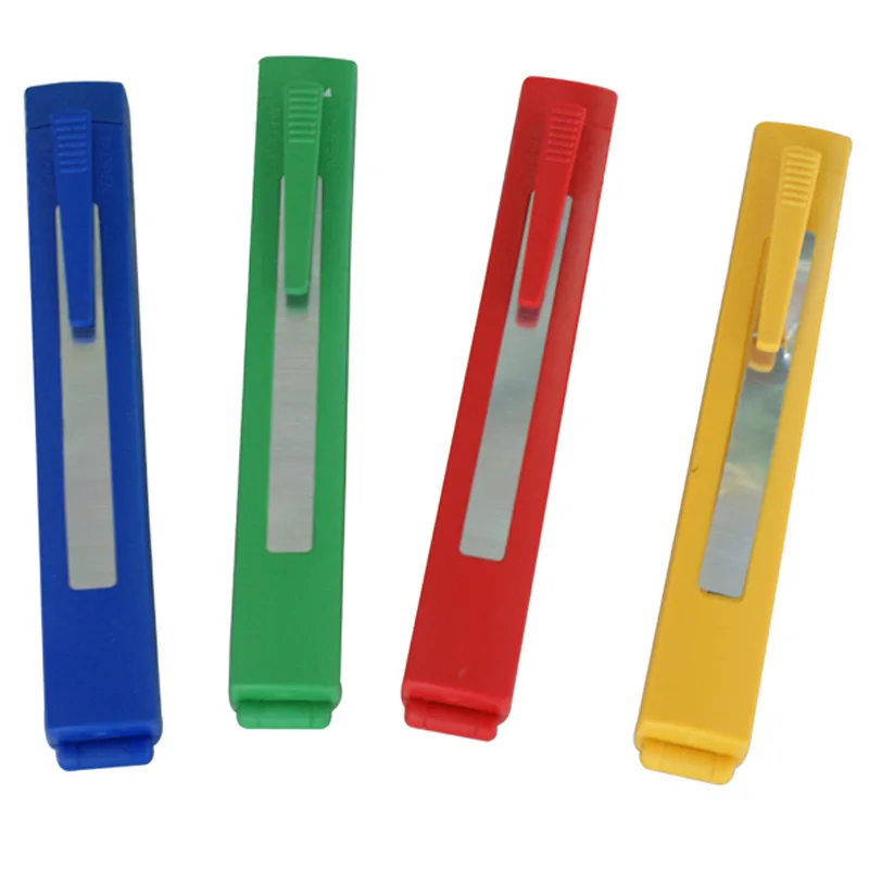 Pen Shaped Plastic Manual Cigarette Injector Maker Roller Cigarette Single Tube Rolling Machine Tobacco Maker Cigarette Filling
Pen Shaped Plastic Manual Cigarette Injector Maker Roller Cigarette Single Tube Rolling Machine Tobacco Maker Cigarette Filling