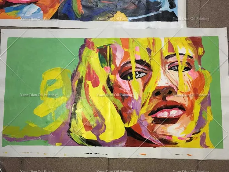 Knife Face art work hand-painted oil wall moonlight face art home decoration smoking girl Modern oil painting on canvas
Knife Face art work hand-painted oil wall moonlight face art home decoration smoking girl Modern oil painting on canvas