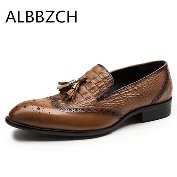 New mens embossed cow leather dress sheos men fashion tassel wedding shoes pointed toe slip on carving brogue work shoes size 10
New mens embossed cow leather dress sheos men fashion tassel wedding shoes pointed toe slip on carving brogue work shoes size 10