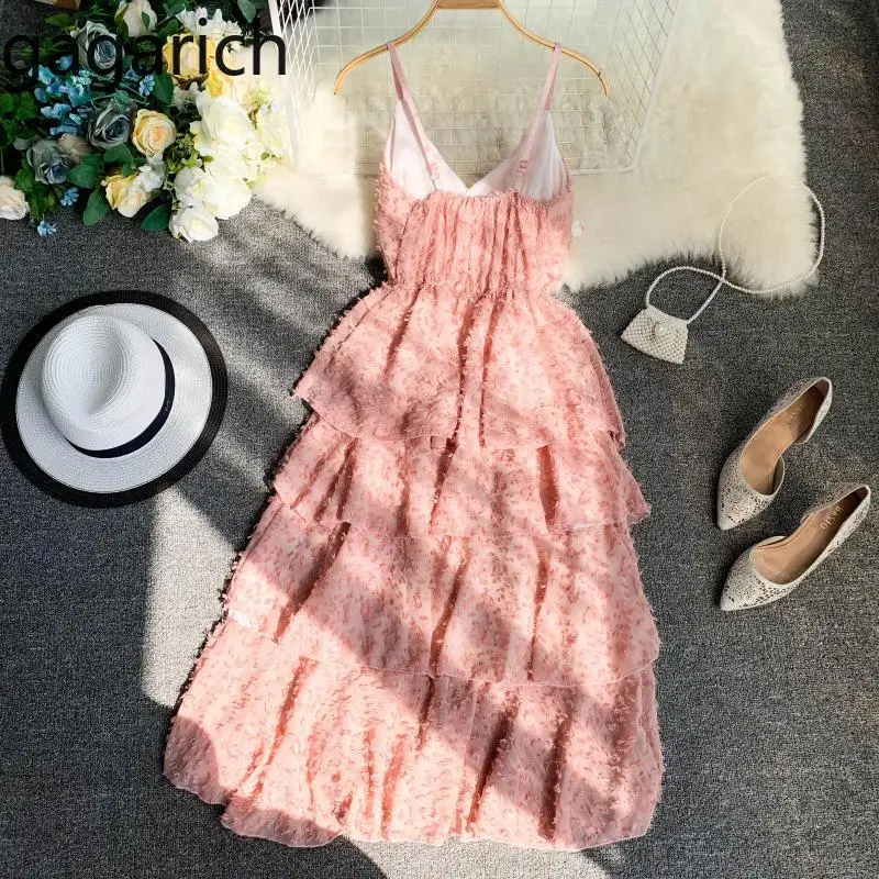 Gagarich 2019 Holiday Chic Korean Version Tassel Deep V -neck Open Back Elastic Waist Cake Sling Medium Dress
Gagarich 2019 Holiday Chic Korean Version Tassel Deep V -neck Open Back Elastic Waist Cake Sling Medium Dress