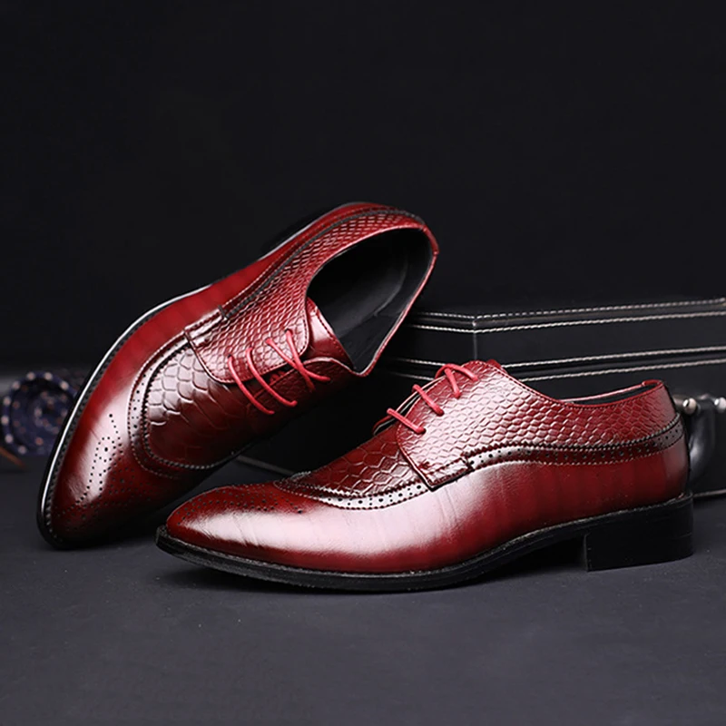 Fashion Men Formal Shoes Leather Dress Oxfords Shoes Pointed Lace Up Men Derby Brogue Shoes zapatos hombre vestir 35
Fashion Men Formal Shoes Leather Dress Oxfords Shoes Pointed Lace Up Men Derby Brogue Shoes zapatos hombre vestir 35