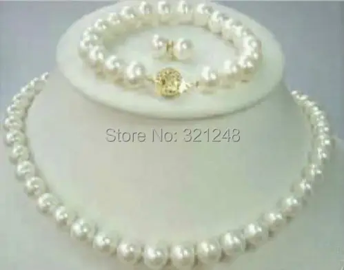 2014 new fashion free shipping charming8-9mm Akoya Cultured Pearl Necklace Bracelet & Earring set BV145
2014 new fashion free shipping charming8-9mm Akoya Cultured Pearl Necklace Bracelet & Earring set BV145