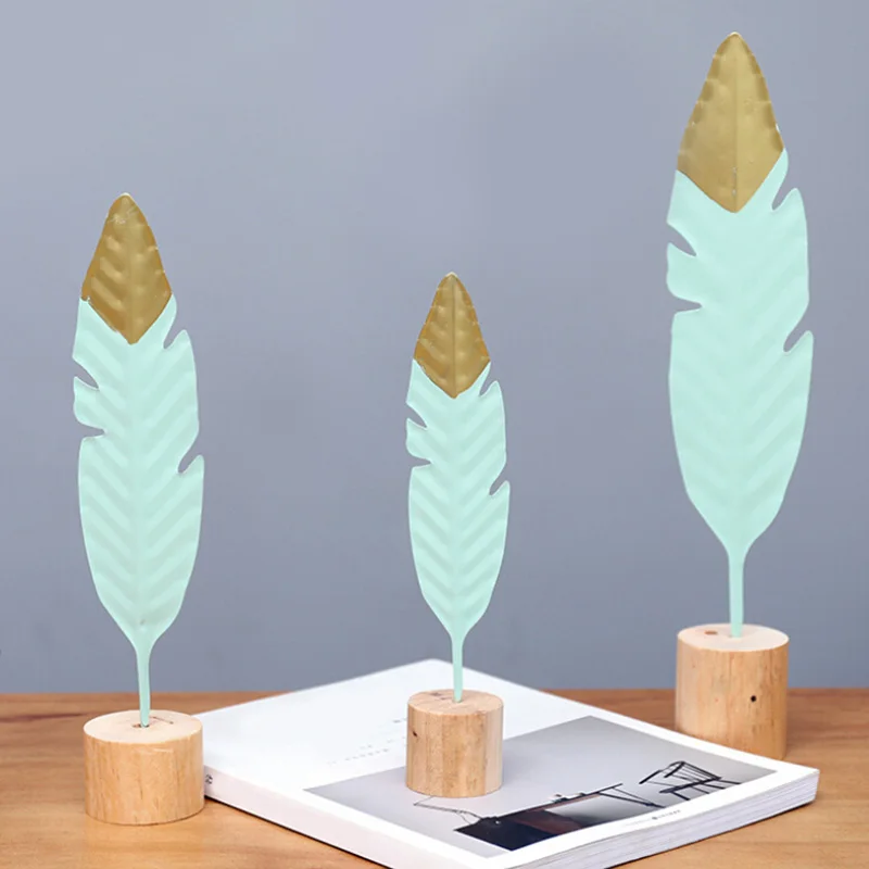 Nordic Modern Ornaments Metal Wooden Craft Feather Modeling Pen Sculpture Living Room Miniature Home Decoration Accessories
Nordic Modern Ornaments Metal Wooden Craft Feather Modeling Pen Sculpture Living Room Miniature Home Decoration Accessories