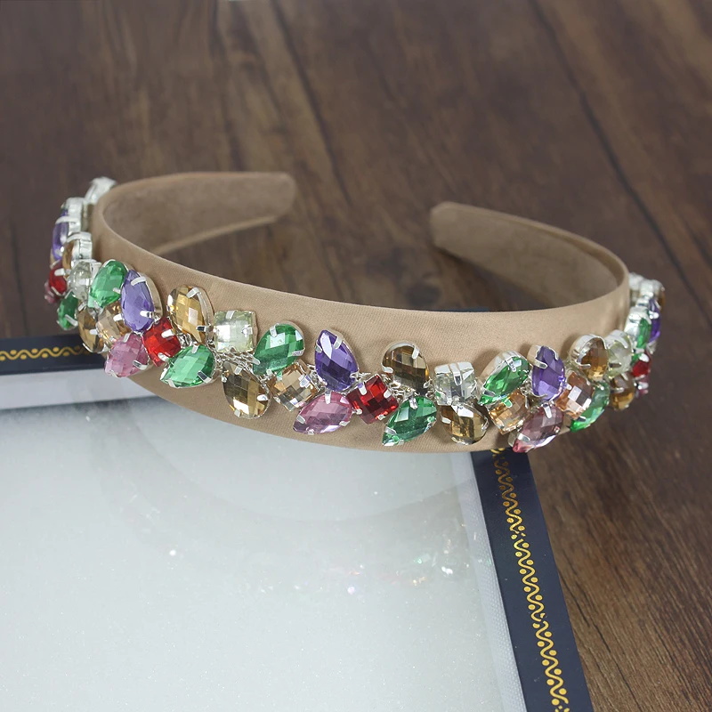 New Baroque Fashion Pink Champagne Romantic Temperament Luxulry Crystal Jewelry Headband Hair Accessories For Woman
New Baroque Fashion Pink Champagne Romantic Temperament Luxulry Crystal Jewelry Headband Hair Accessories For Woman