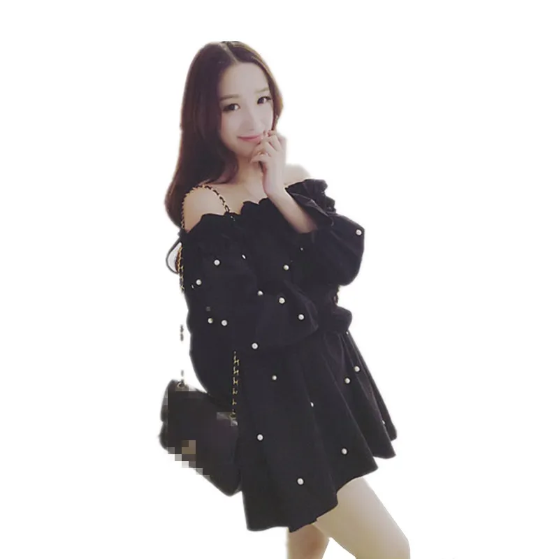 B2597 spring autumn 2019 new Korean version women's wear fashion loose and thin one-character shoulder dress cheap wholesale
B2597 spring autumn 2019 new Korean version women's wear fashion loose and thin one-character shoulder dress cheap wholesale