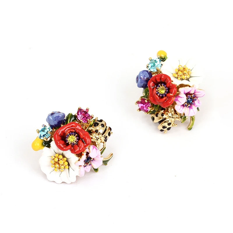 Vintage French Hand Painted Enamel Floral Stud Earrings Retro Cute Red Rose Flower Stud Earrings Women Gifts Fashion Earrings
Vintage French Hand Painted Enamel Floral Stud Earrings Retro Cute Red Rose Flower Stud Earrings Women Gifts Fashion Earrings
