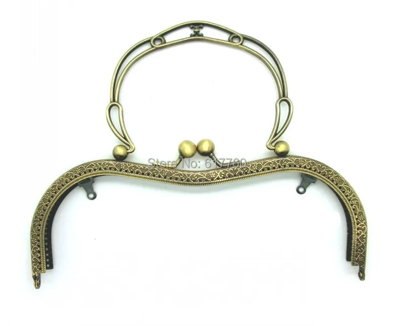 Free Shipping-1PCS Metal Frame Kiss Clasp For Purse Bag Antique Bronze 20cm x 16cm(7 7/8"x6 2/8") J2605
Free Shipping-1PCS Metal Frame Kiss Clasp For Purse Bag Antique Bronze 20cm x 16cm(7 7/8"x6 2/8") J2605
