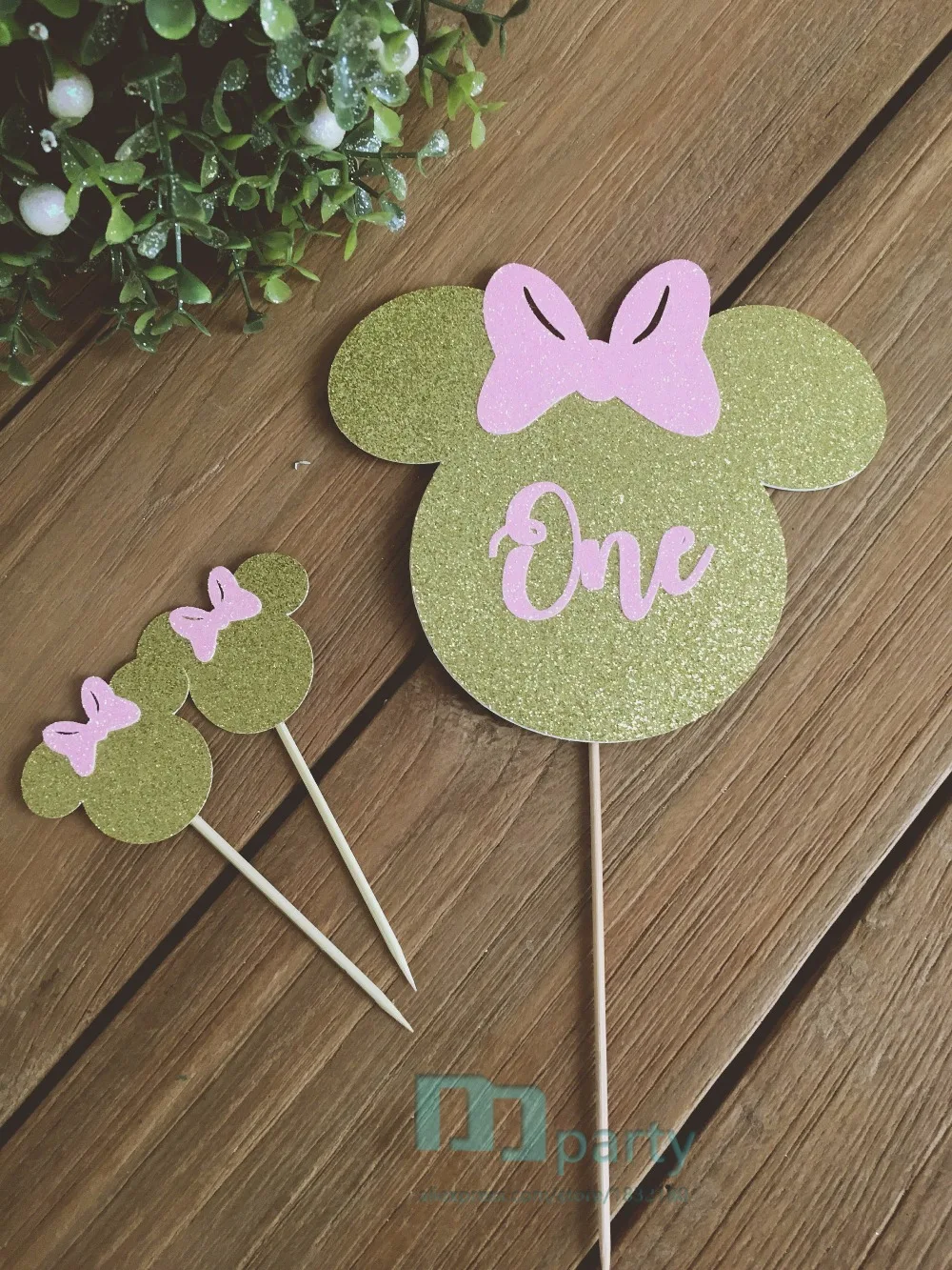 1st First 1 year old Glittered Minnie Mouse Cake Toppers, Minnie Cake Toppers PartyGold Minnie Mouse Cake Topper
1st First 1 year old Glittered Minnie Mouse Cake Toppers, Minnie Cake Toppers PartyGold Minnie Mouse Cake Topper