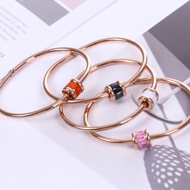 HFYK 2019 Pink Red Black White Crystal Bangles For Women Rose Gold Stainless Steel Bangles Jewelry Gift bracelet manchette femme
HFYK 2019 Pink Red Black White Crystal Bangles For Women Rose Gold Stainless Steel Bangles Jewelry Gift bracelet manchette femme
