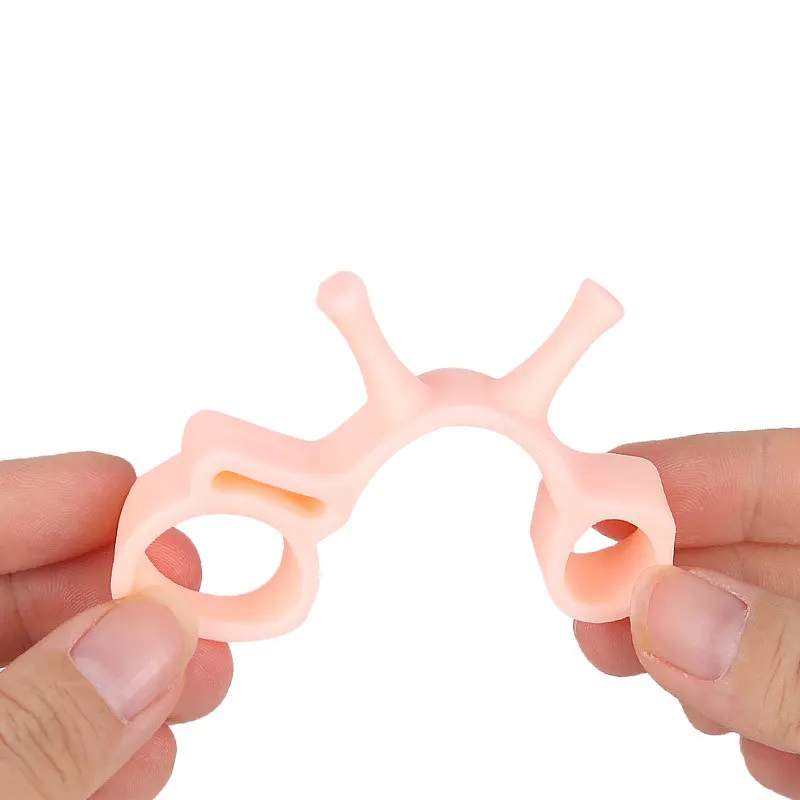 1Pair Silicone White/Skin Color 5 Holes Pedicure Foot Care Tool Soft Toe Separator Divider Bunion Hallux Valgus Protector Spacer
1Pair Silicone White/Skin Color 5 Holes Pedicure Foot Care Tool Soft Toe Separator Divider Bunion Hallux Valgus Protector Spacer